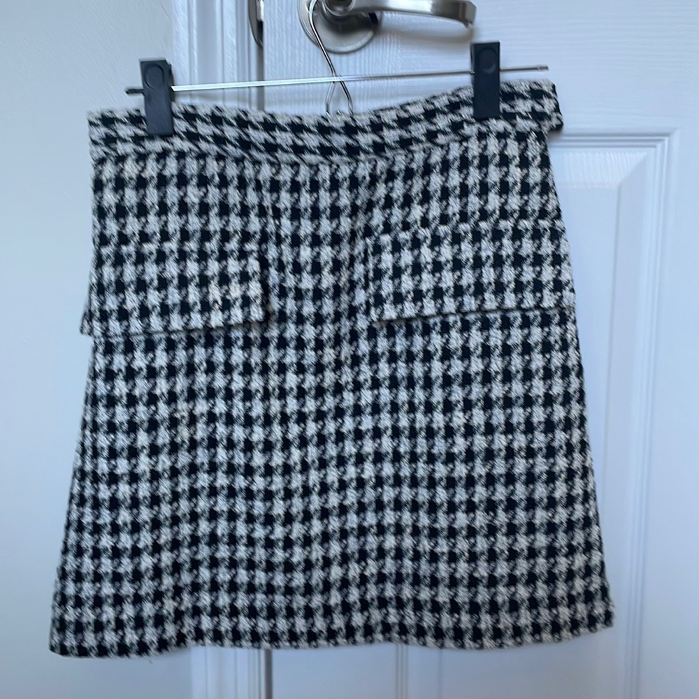 H&M houndstooth tweed skirt